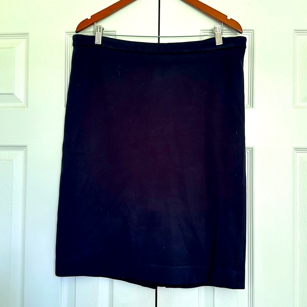 {J Crew} Pencil Skirt.